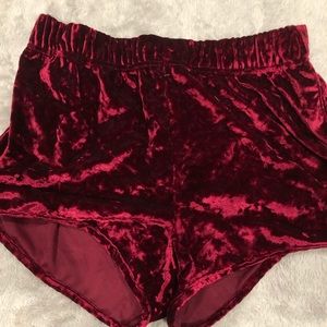 embrace your love shorts velvet red/maroon medium